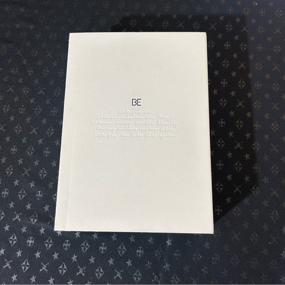 BE Album with Photobook and CD - Picture 4 of 4